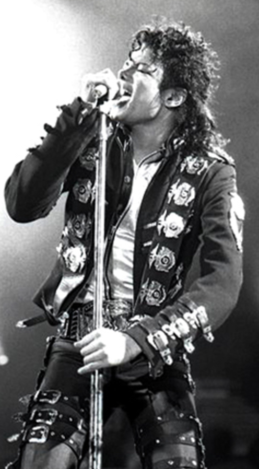 Michael Jackson singing